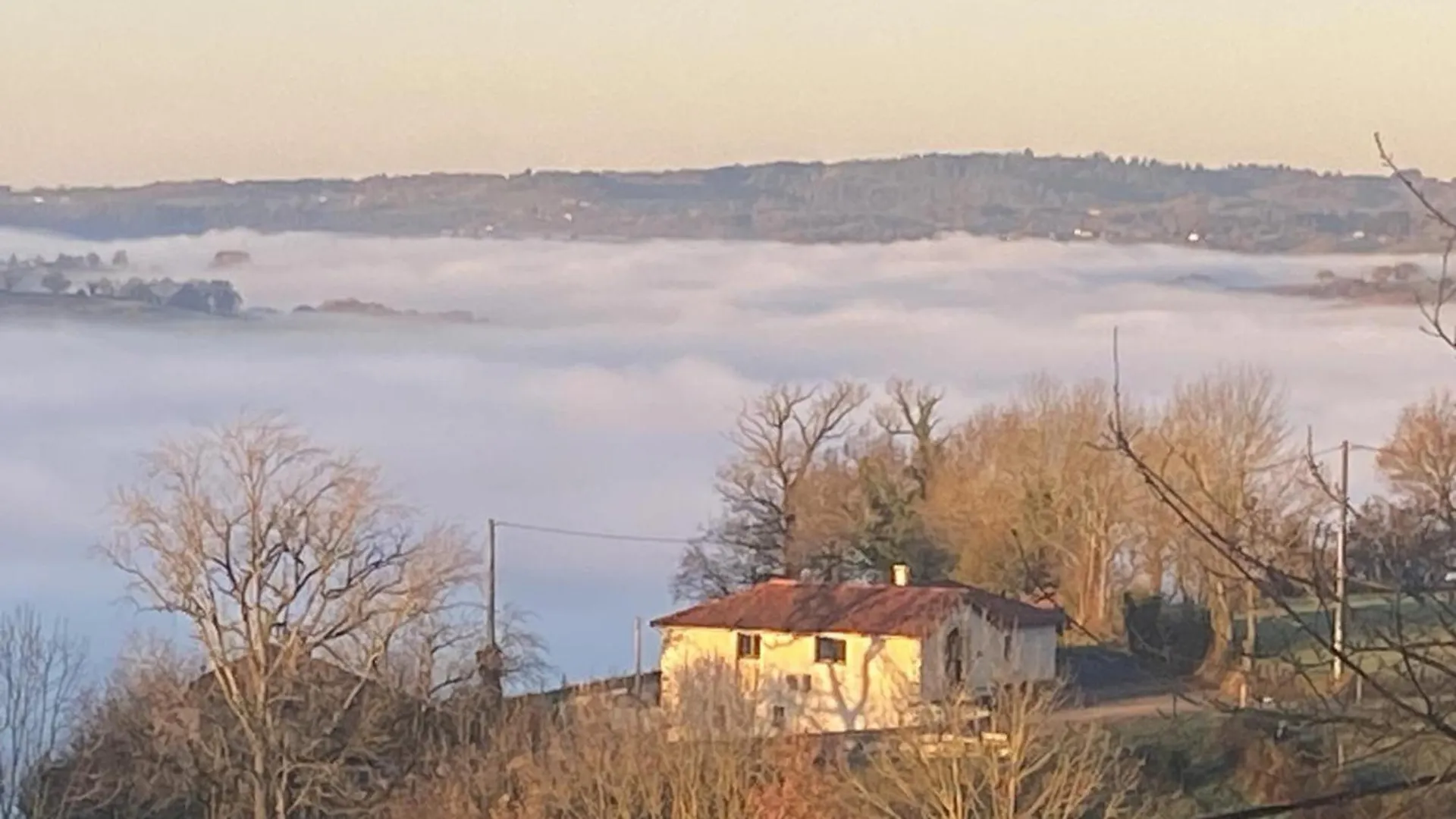 Holiday home Gite Renove Avec Terrasse, Climatisation Et Animaux Acceptes - Fr-1-742-294 Le Trioulou