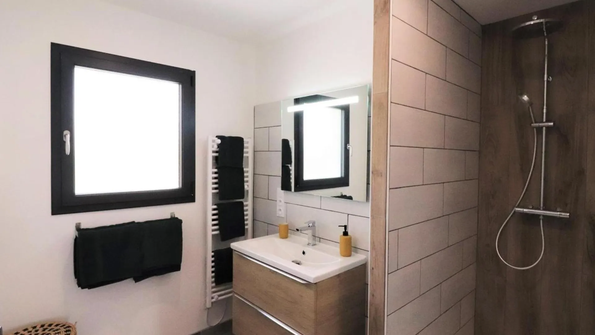 Gite Renove Avec Terrasse, Climatisation Et Animaux Acceptes - Fr-1-742-294 Le Trioulou Holiday home