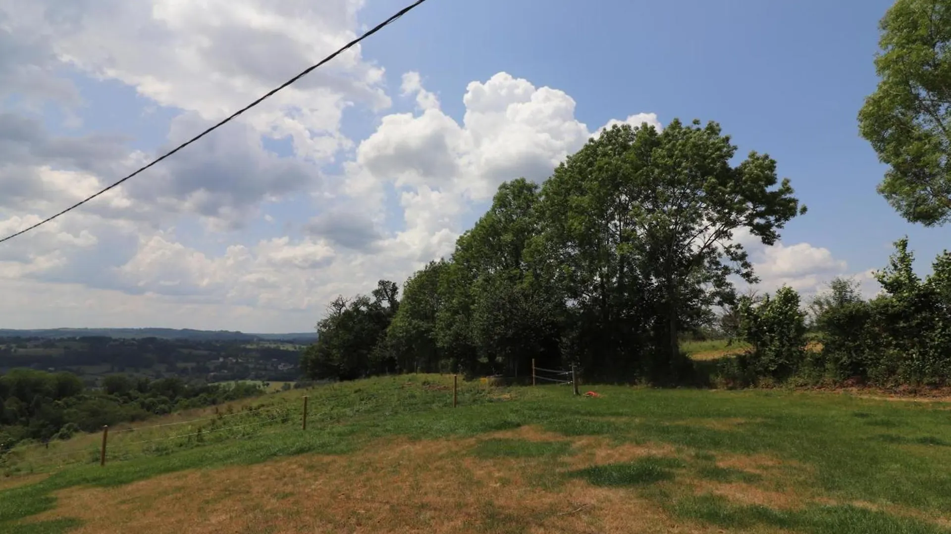Gite Renove Avec Terrasse, Climatisation Et Animaux Acceptes - Fr-1-742-294 Le Trioulou 0*,  France